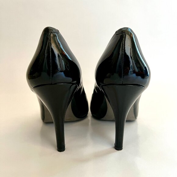 Arturo Chiang Avia Pumps - Black Smooth Patent - Picture 7 of 9